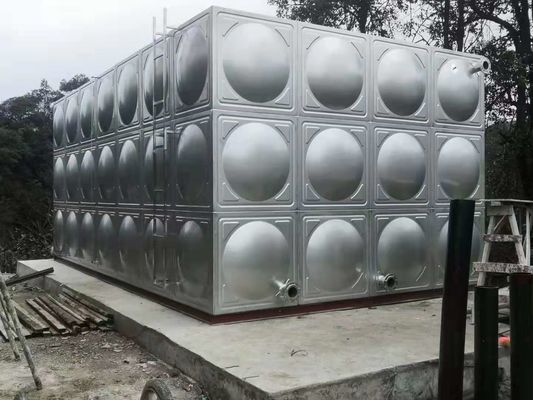 İzole edilmiş cilalı paslanmaz çelik su tankları 1.0MPa 0.6MPa Dış mekanlar için